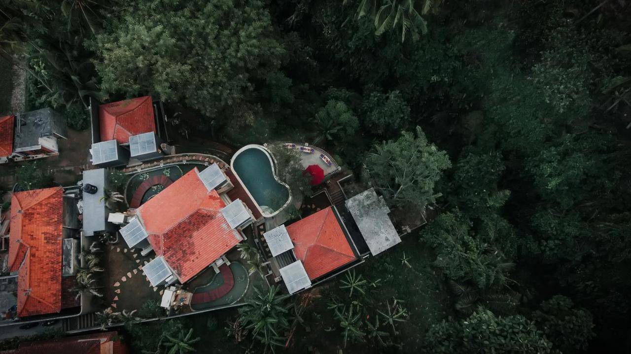 Taman Indra Boutique