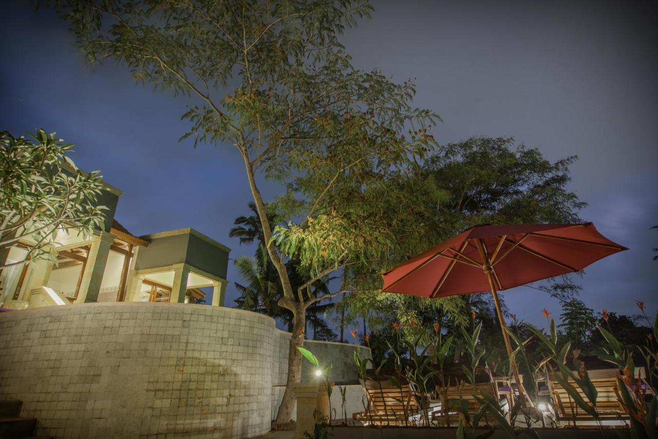 Taman Indra Boutique *