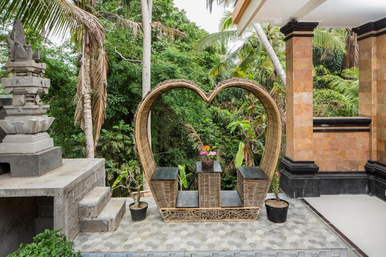 Guest house Umah San 3*