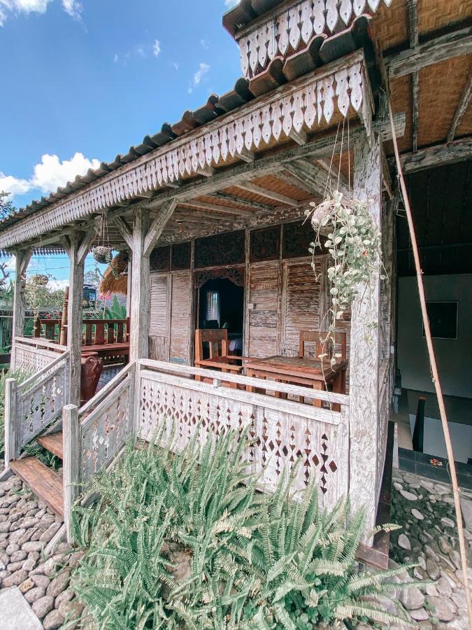 Umah Kayu 2*