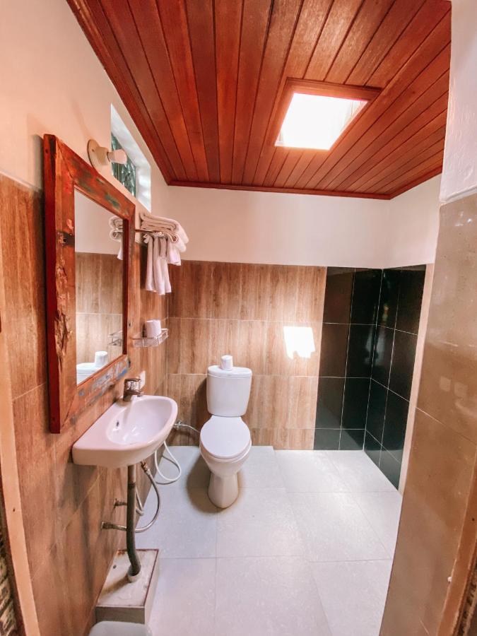 Guest house Umah Kayu 2*