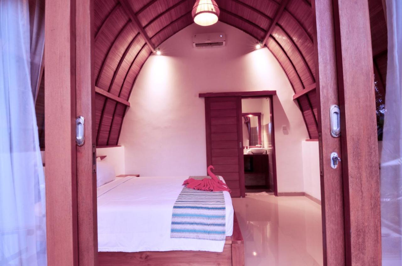 Uma Manyar Sunset Lodge *