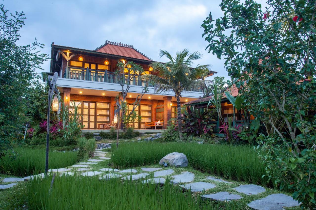 Hotel Arya Arkananta &