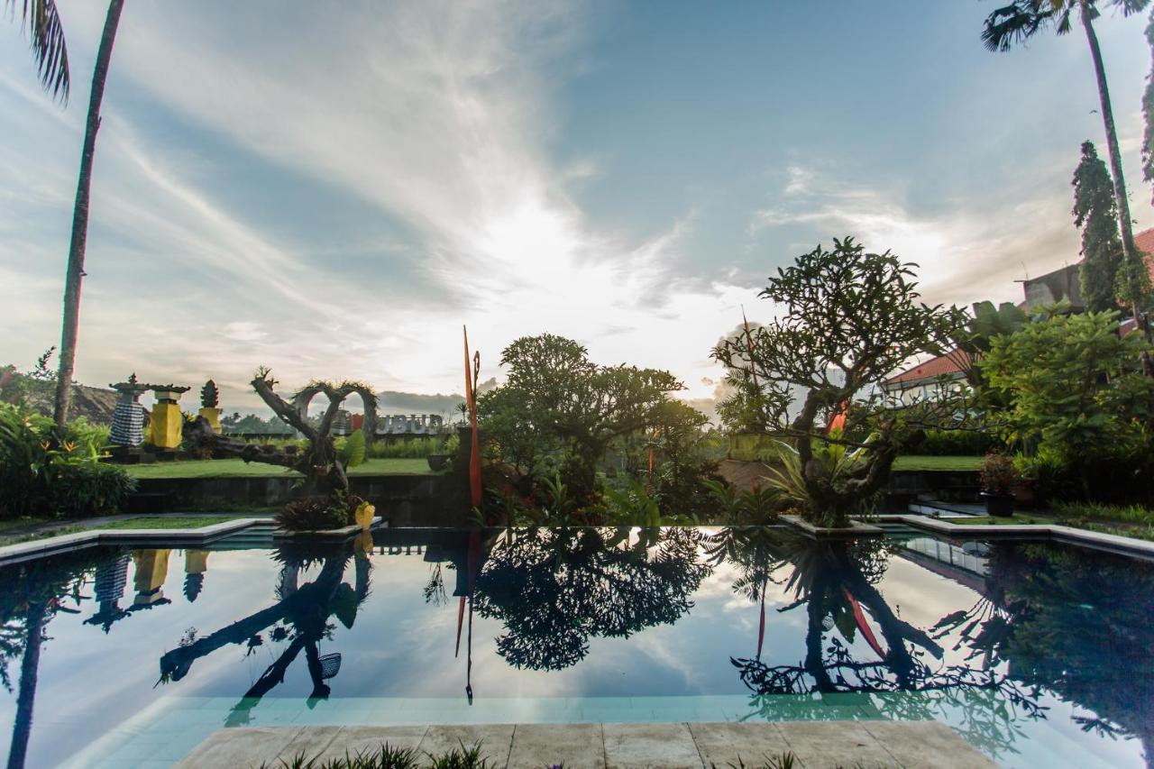Anhera Hotel