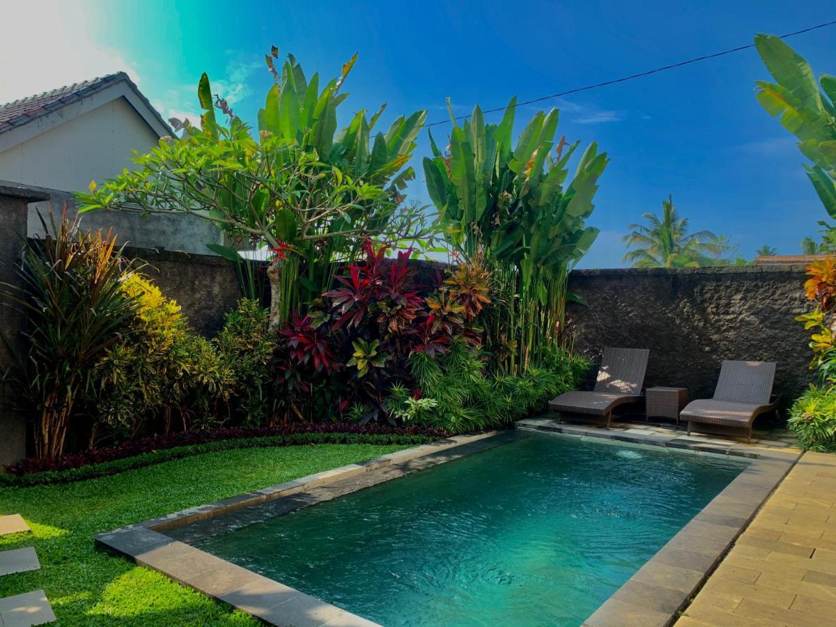 Pondok Naya 4*