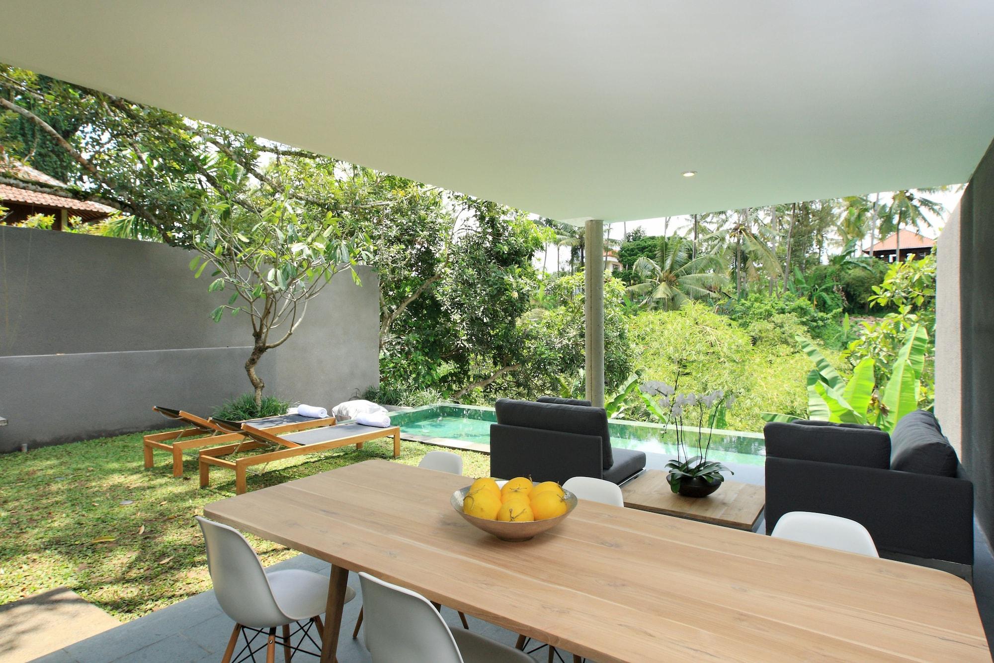 Aria Villa *