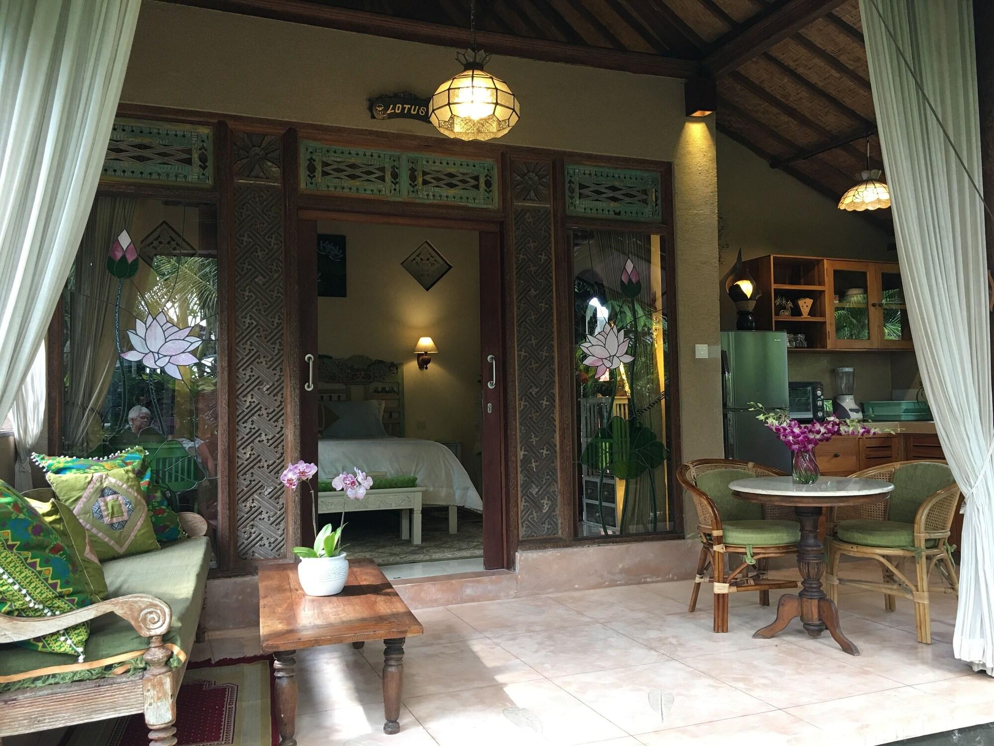 Devi's Place 2*