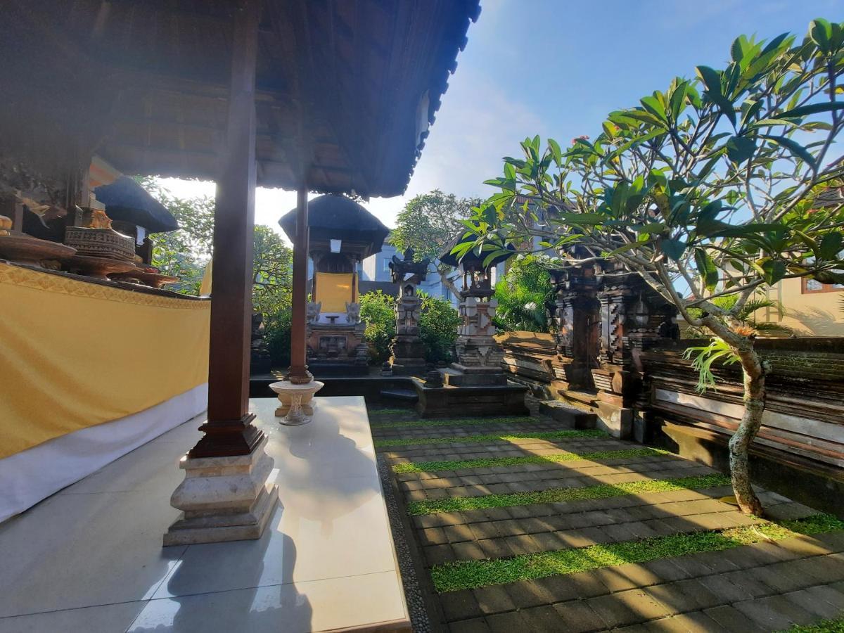 Guest house Sahadewa House