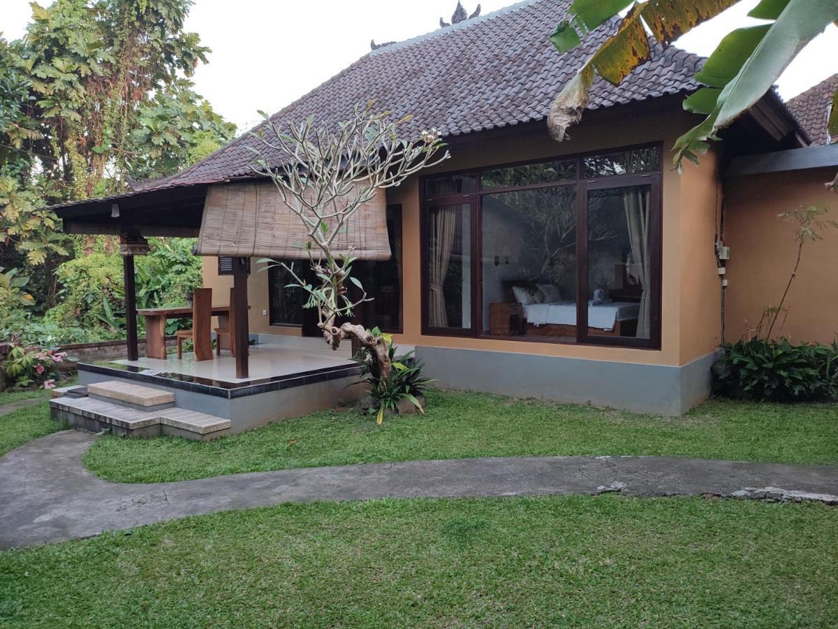 Homestay Bhuana Shanti *