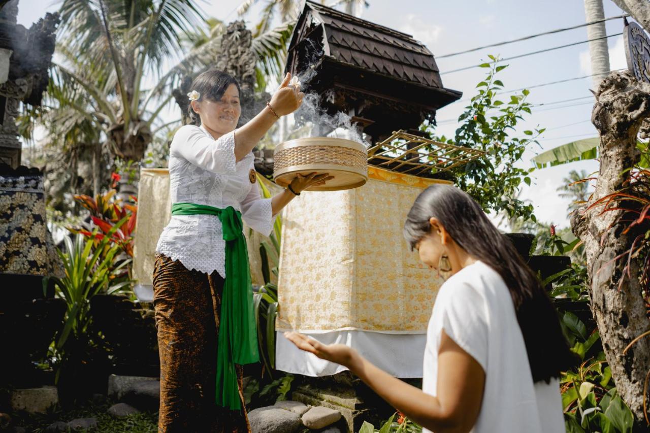 Airsania Antique Villa *