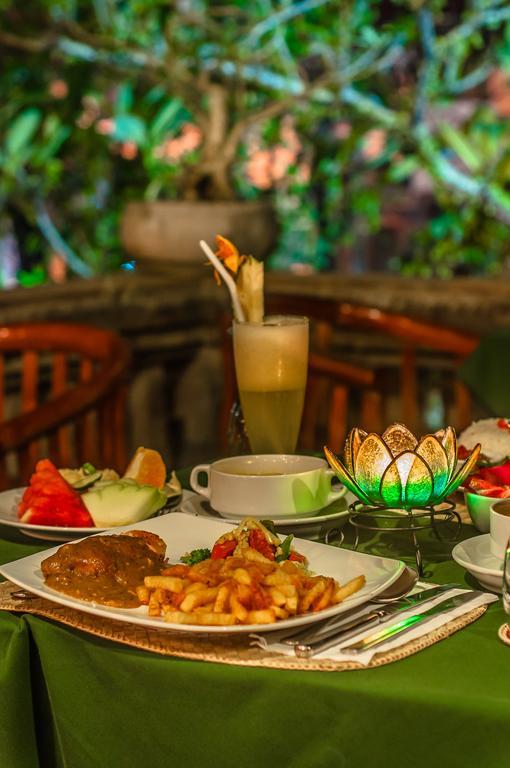 Sahadewa Resort&spa Resor