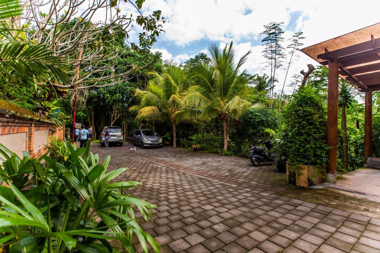 Seken Hotel