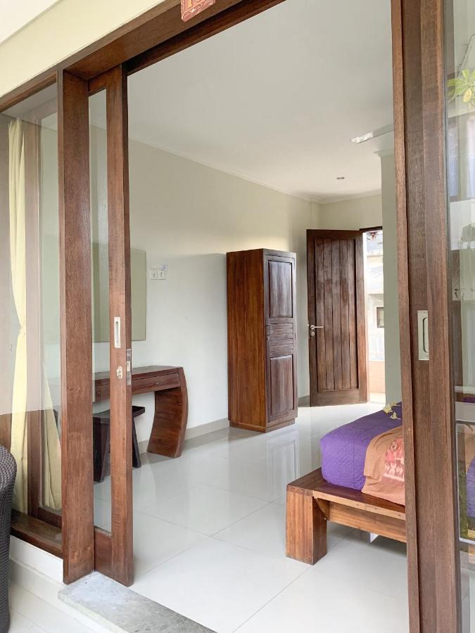 Guest house Merthayasa 2 *