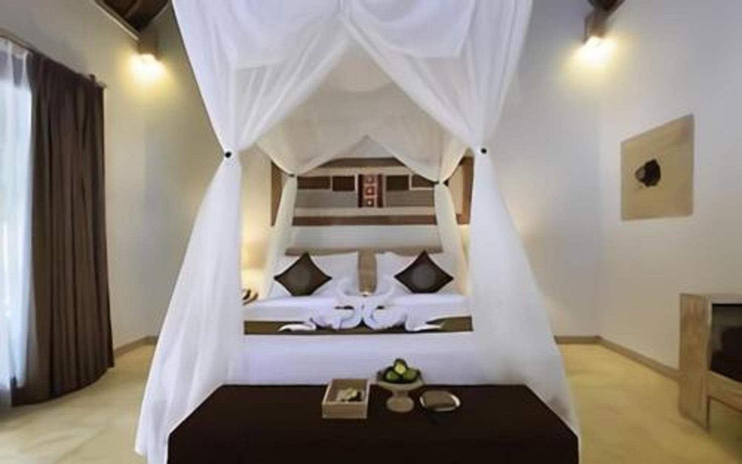 Puri Sunia 4*