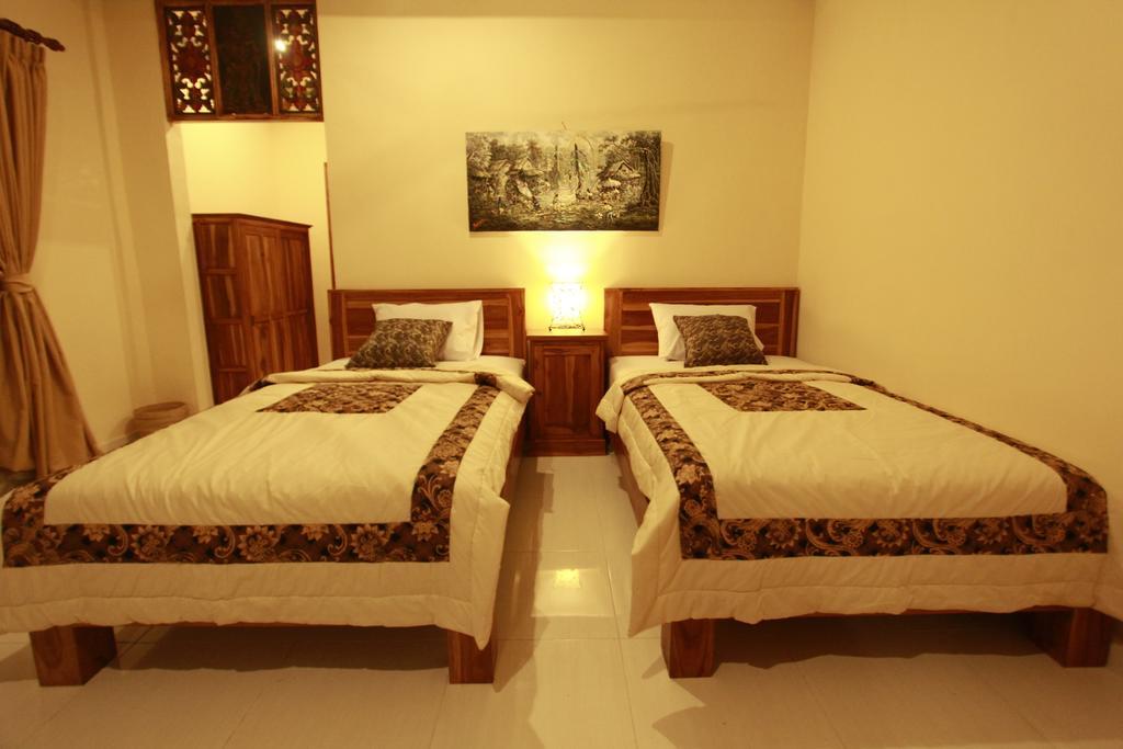 Loris Homestay *