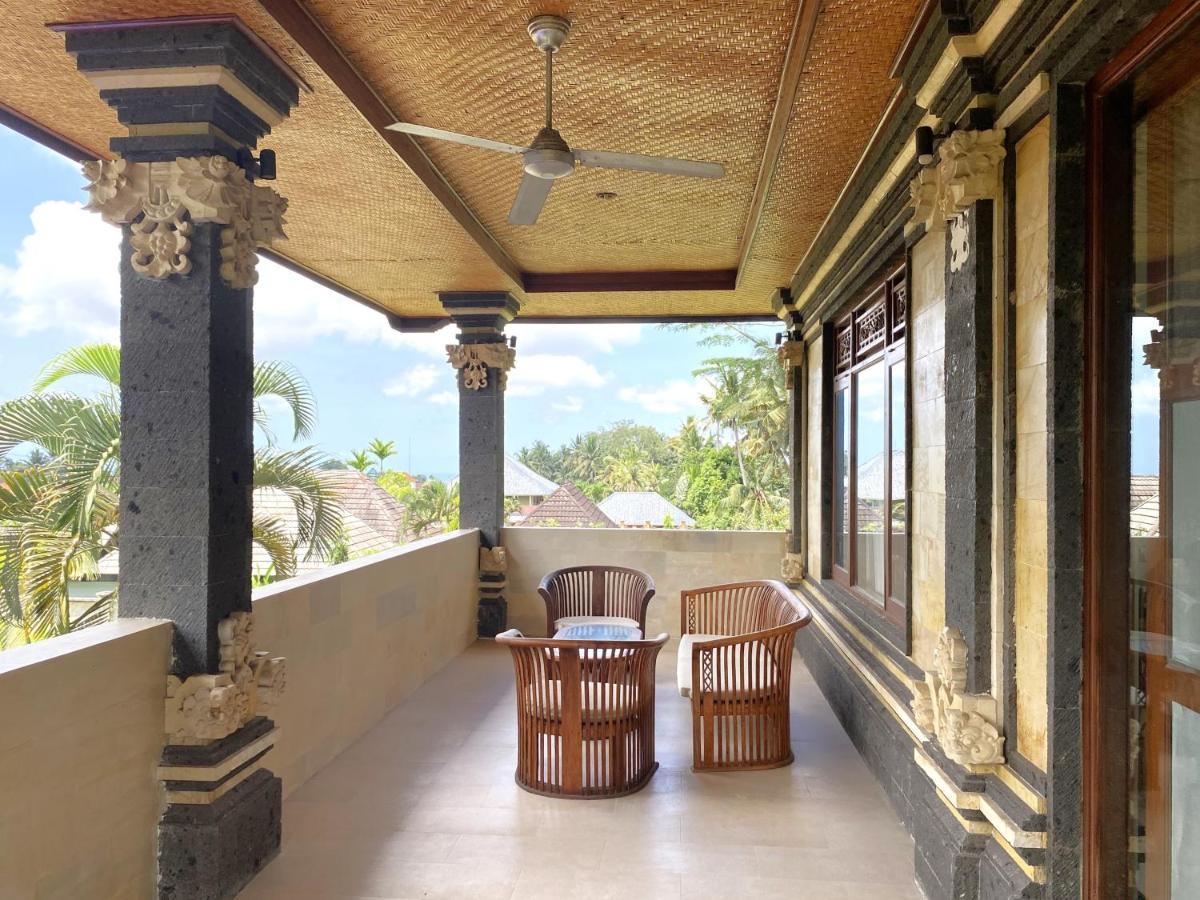 Agung Khalia * Ubud (Bali)