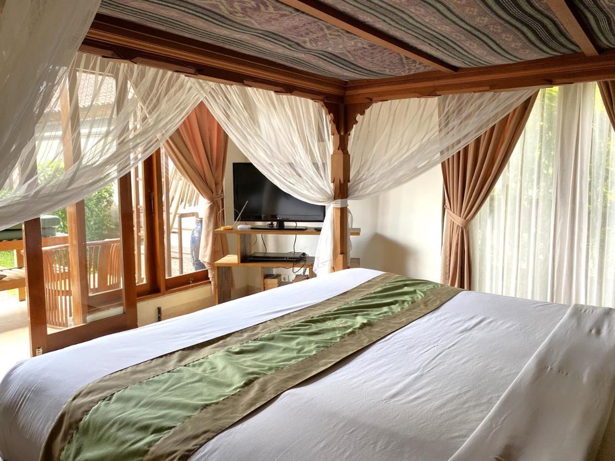 Agung Khalia * Ubud (Bali)