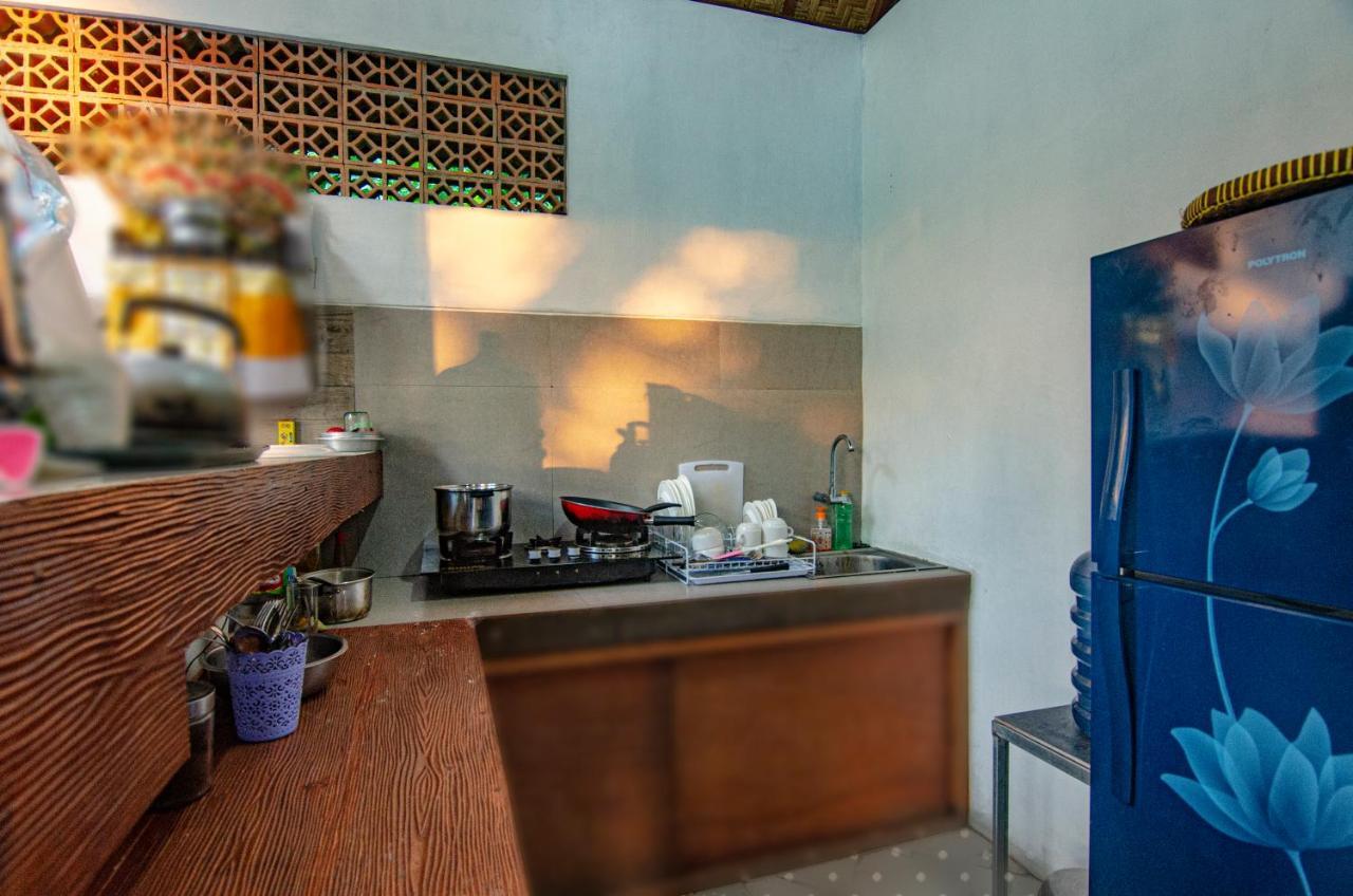 Uma Manyar Sunset Lodge