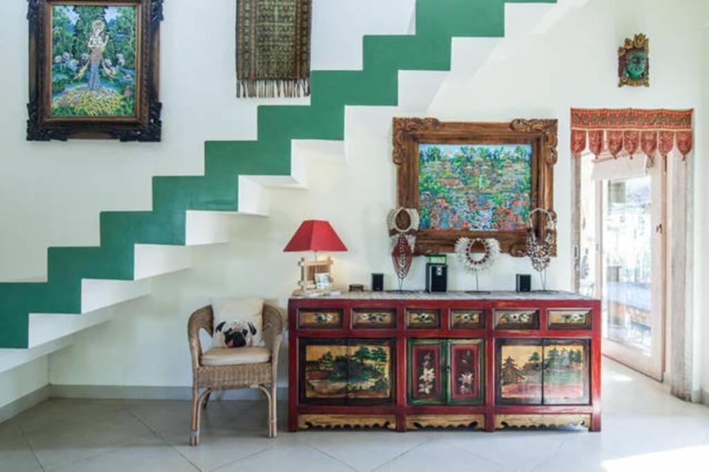 Villa Artsy 2 Bed Villa/ubud/pool/ac/gardens/penestanan *