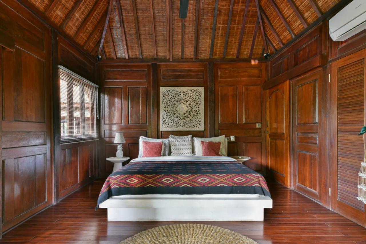 Villa Niyamas