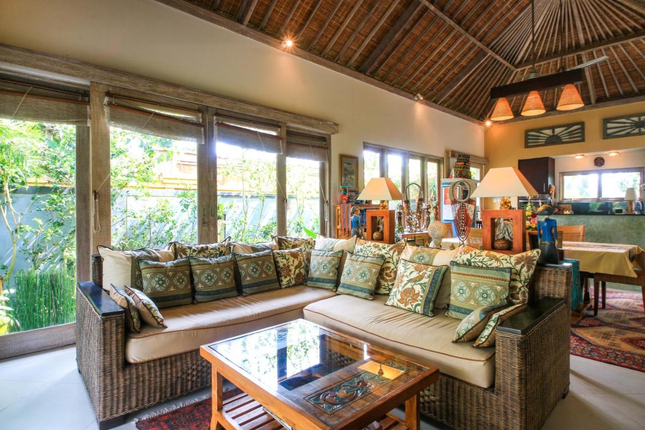 Villa Artsy 2 Bed Villa/ubud/pool/ac/gardens/penestanan