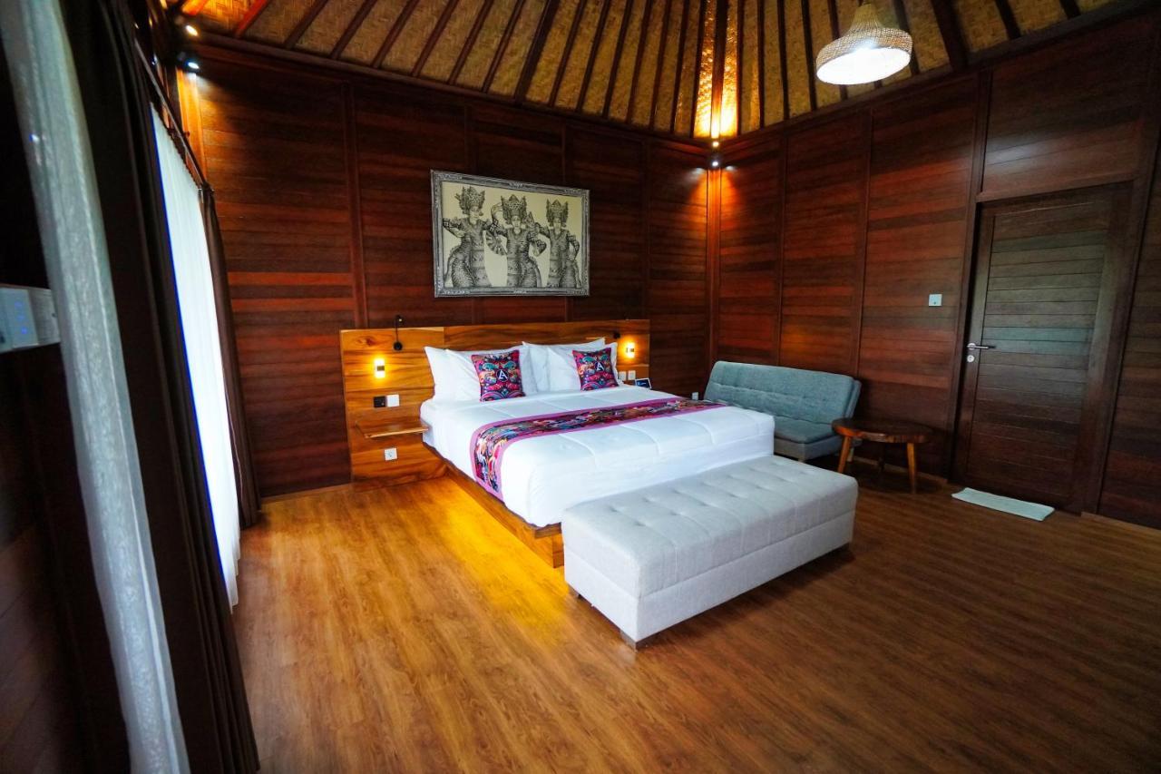 Adil & Holiday park 4*