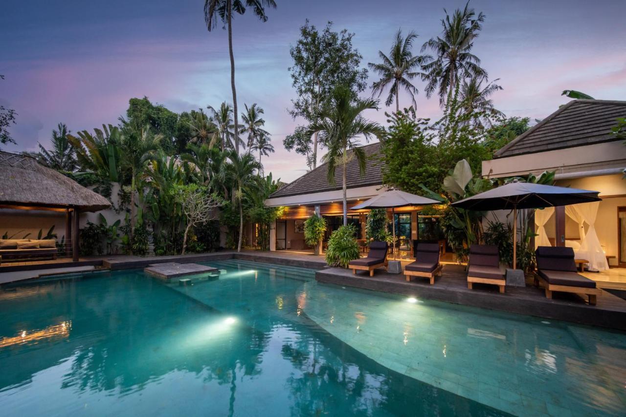 Oia * Ubud (Bali)