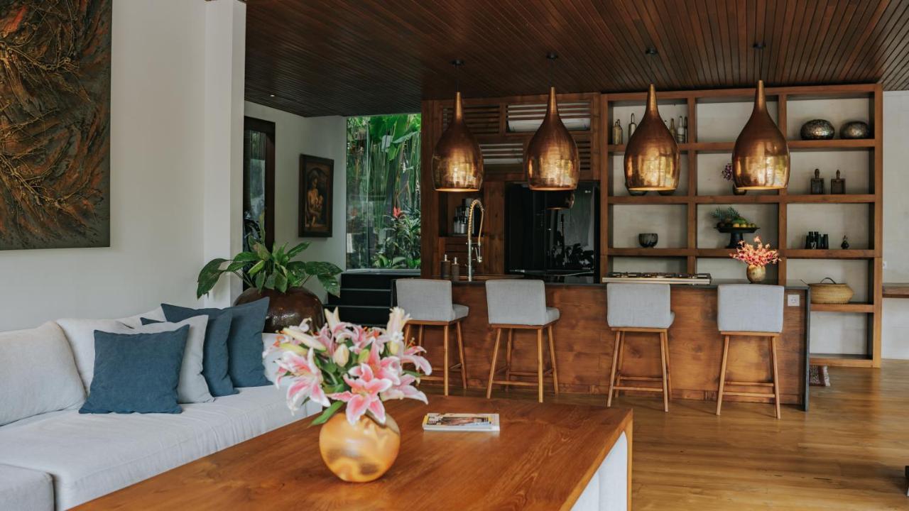 Villa Dwa Chandra Full-service & Private *