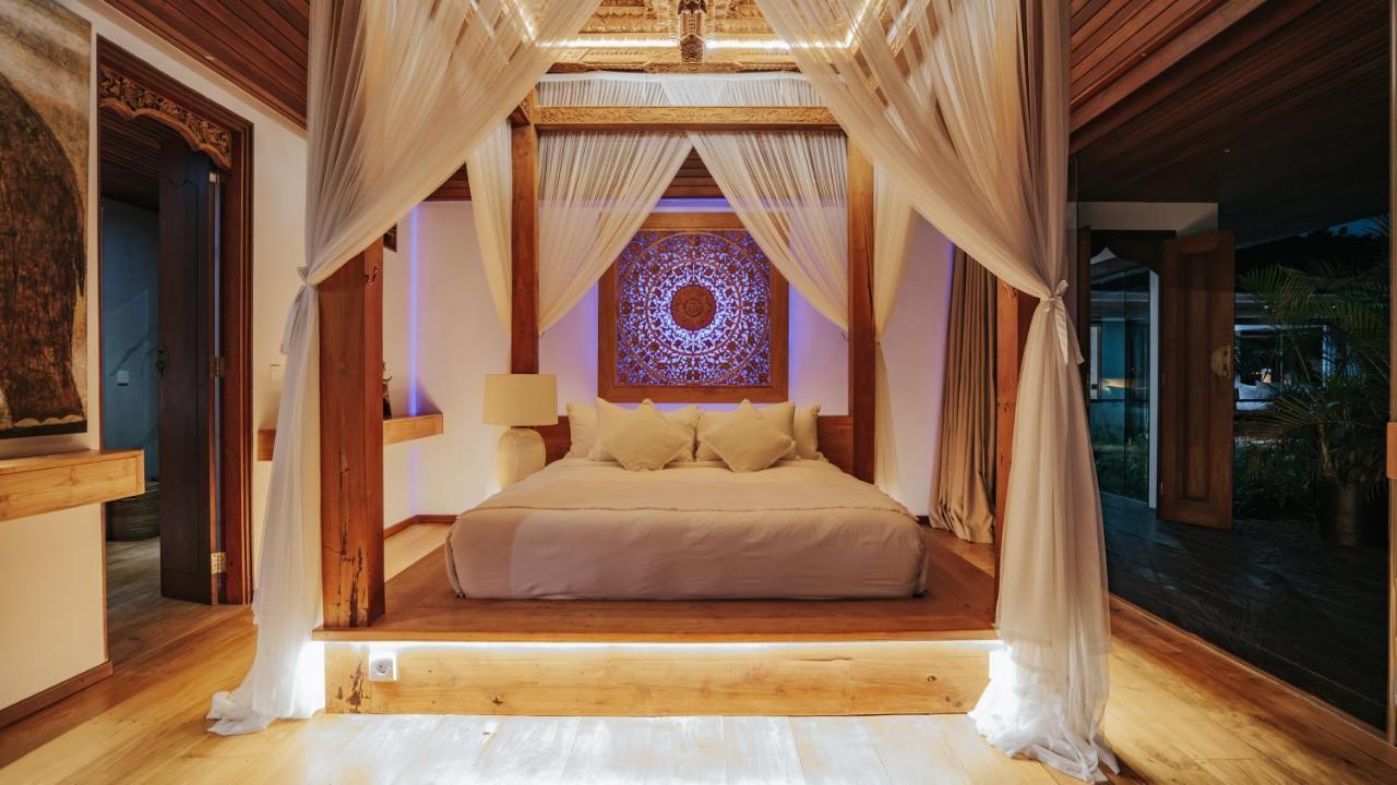Dwa Chandra Full-service & Private Villa