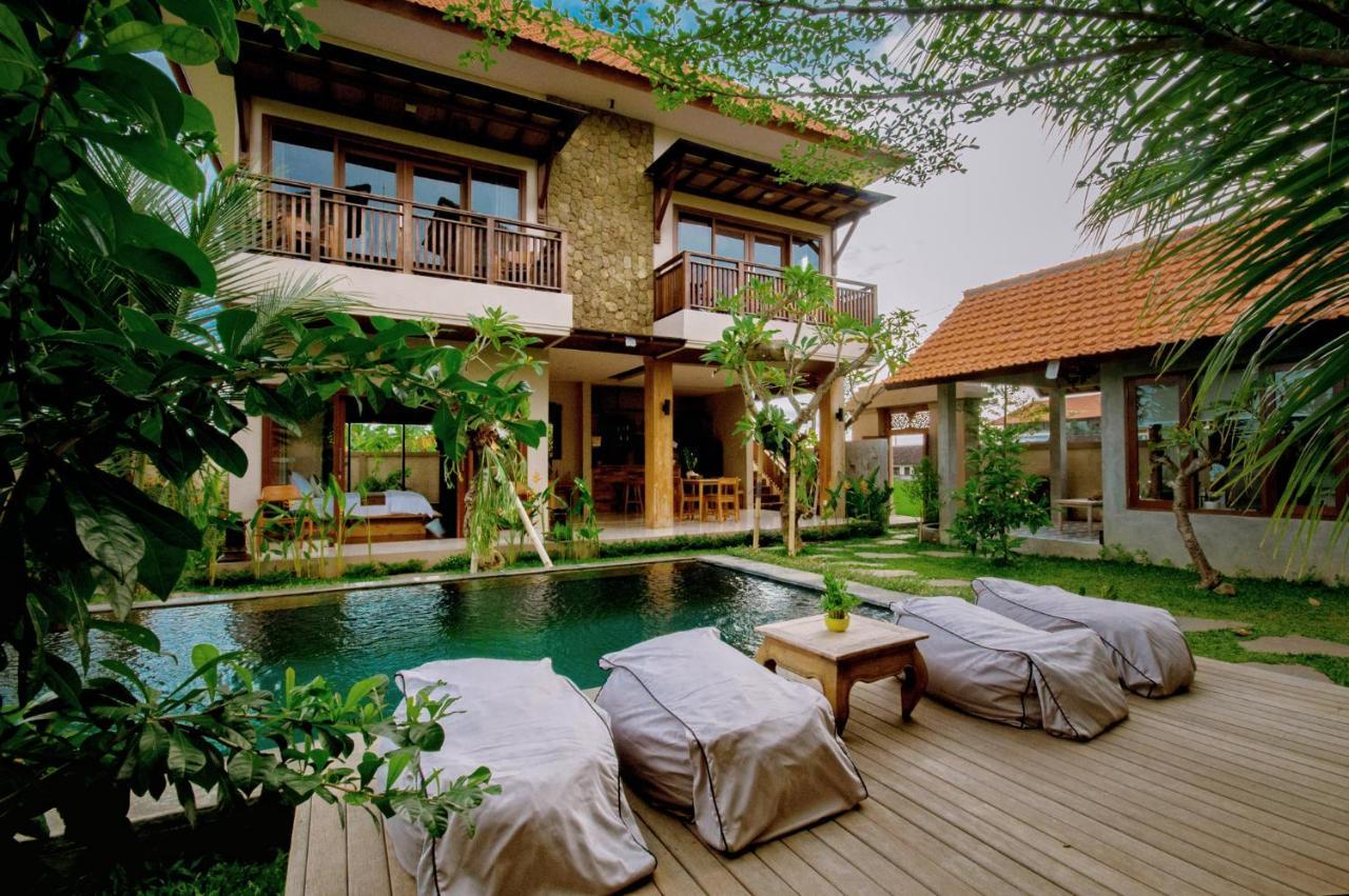 Villa Lucky House *