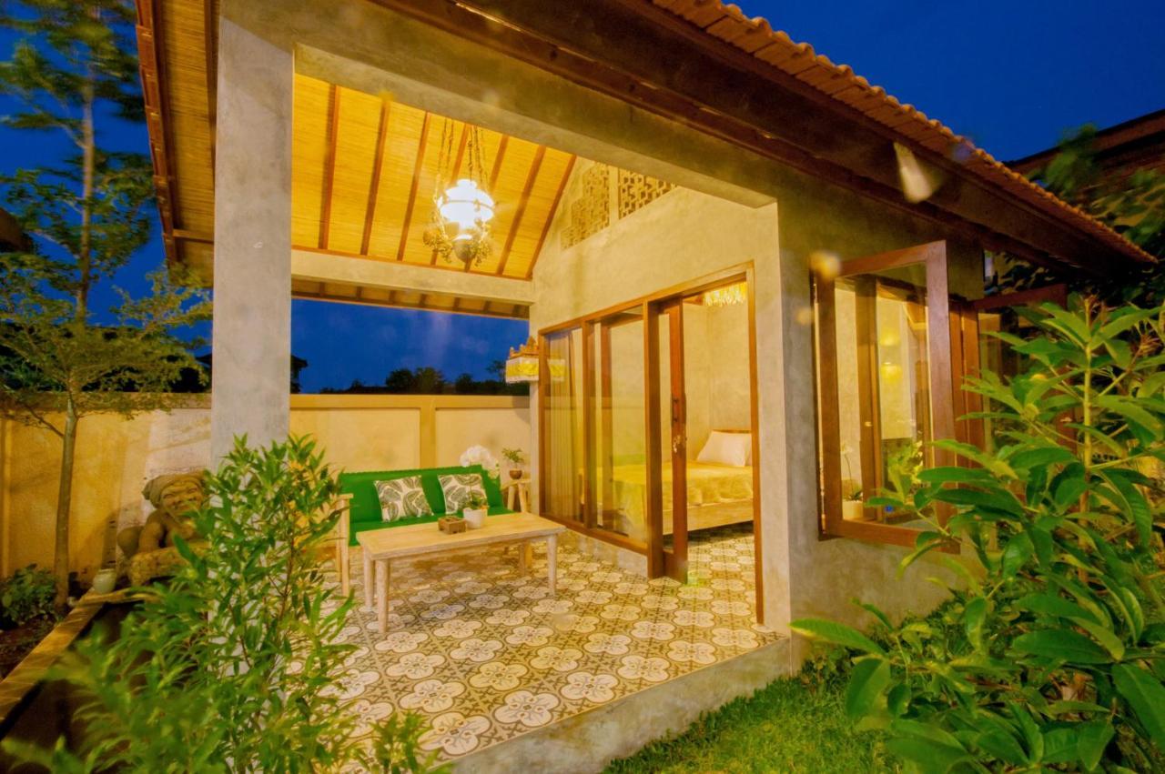 Villa Lucky House