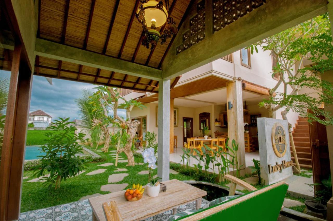 Villa Lucky House