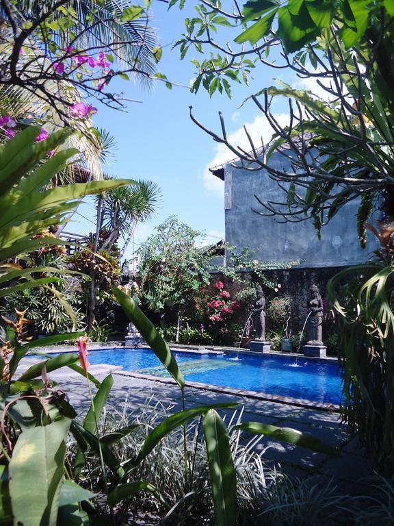 Wahyu And Restaurant 3*