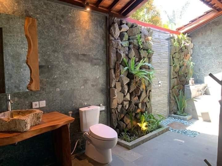 Virani * Ubud