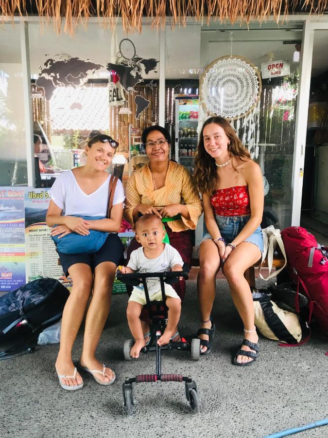 Yasa Backpackers House Hostel