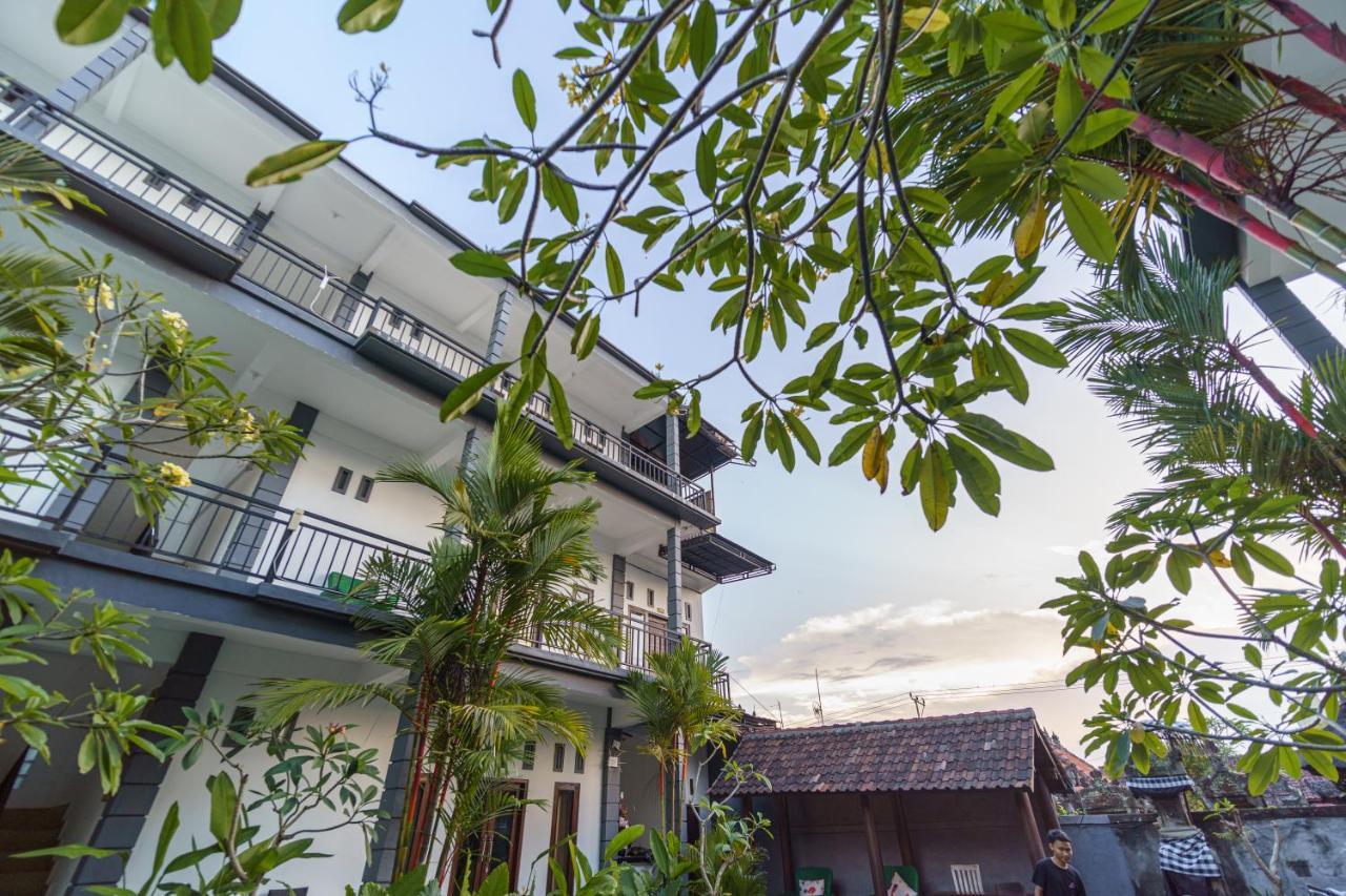 Guest house Ayunda