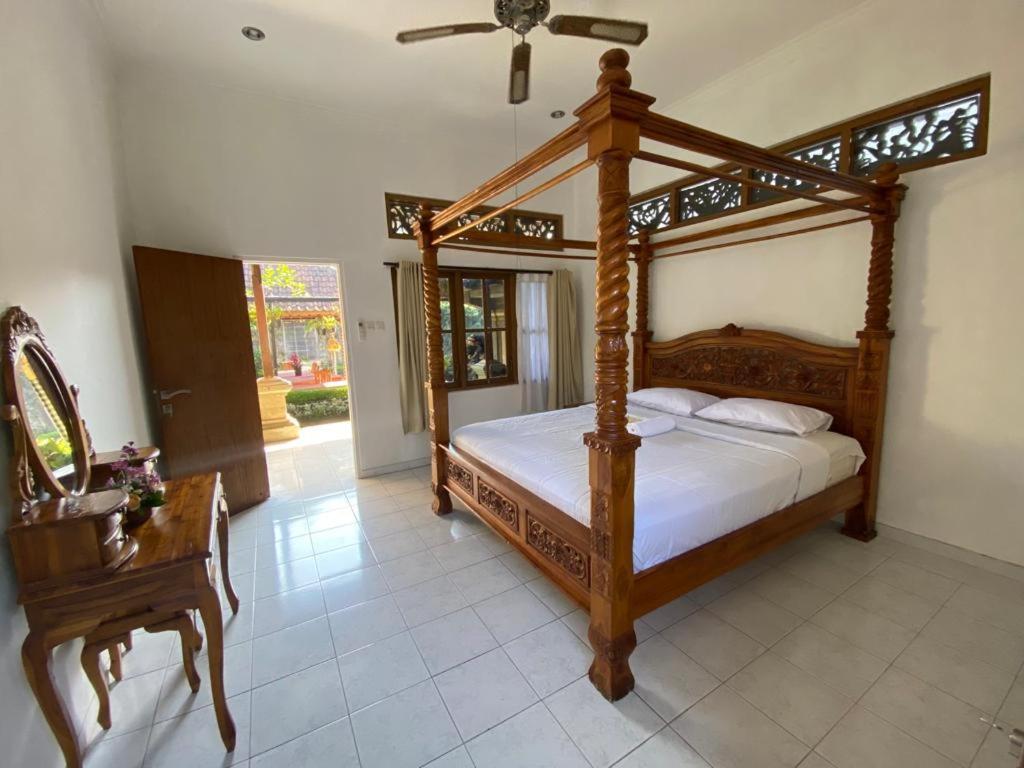 Budi Gasthuis 3*