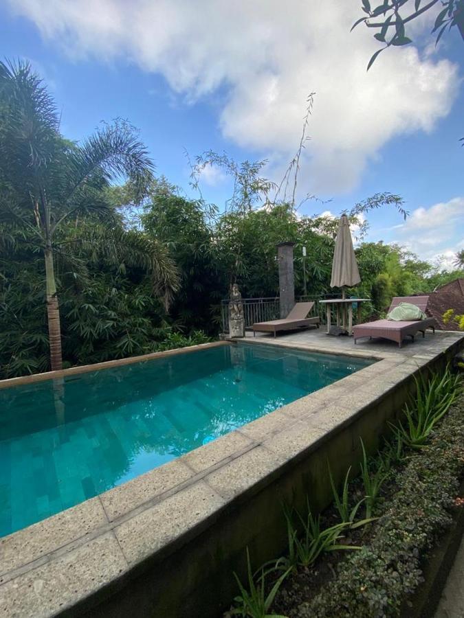 Adipana Bungalow-balinese