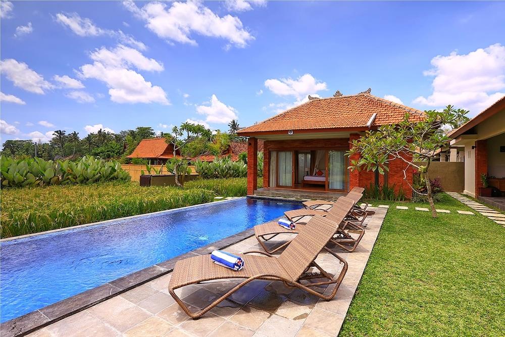 Villa Heaven Sayan *