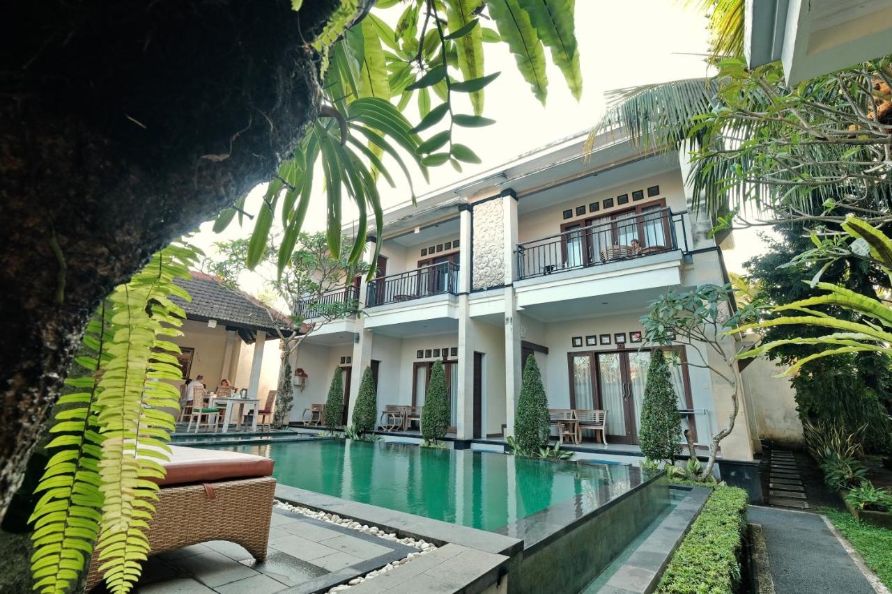 Sumantra Guest house *