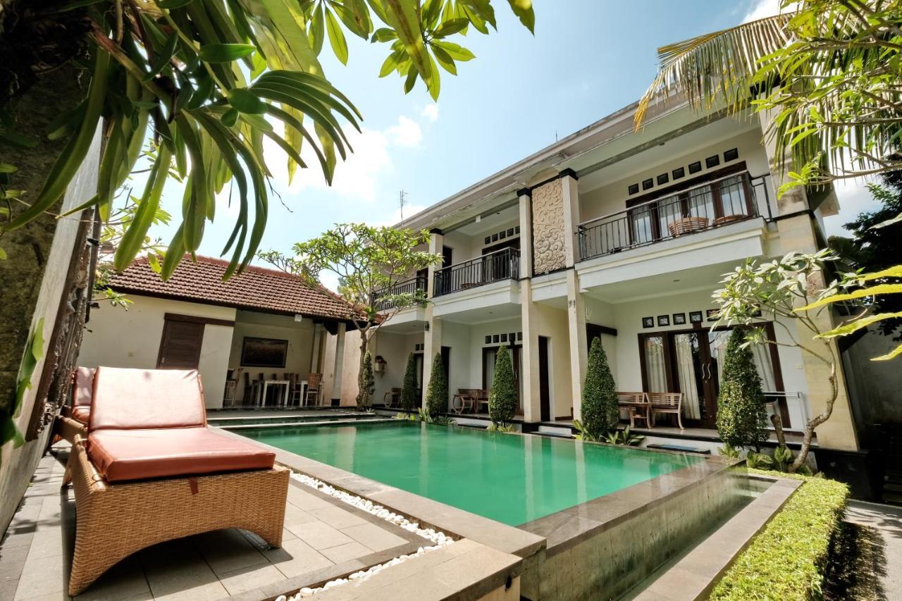 Sumantra Guest house *