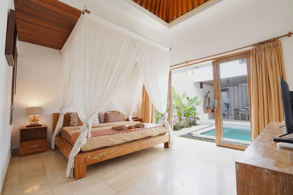 Alina - Spacious For 6 People Villa