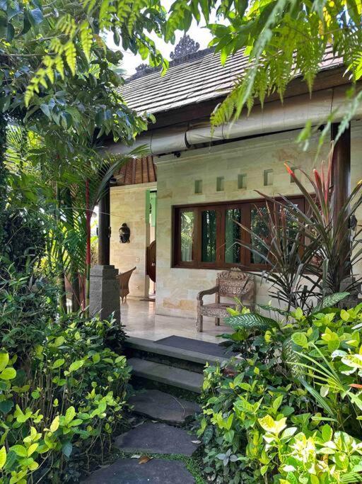 Villa Beautiful In Center With Pool *