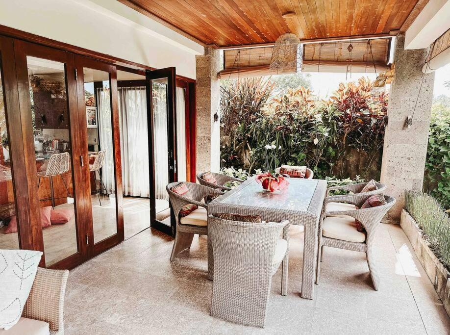 Villa Beautiful In Center With Pool *