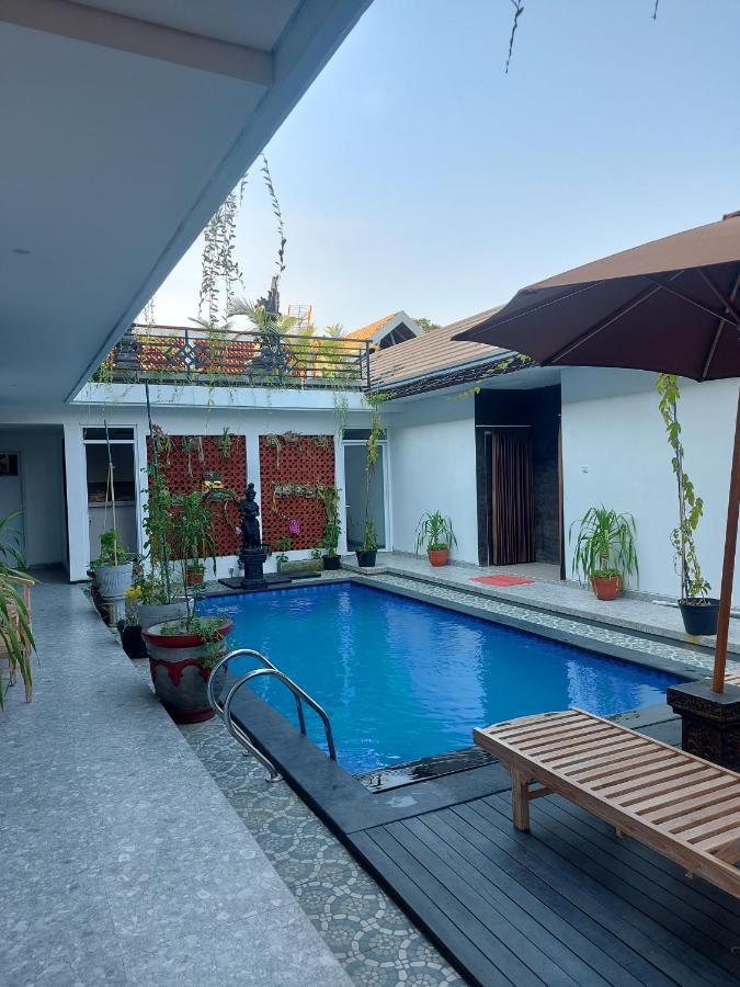 Chaaya Arutala *