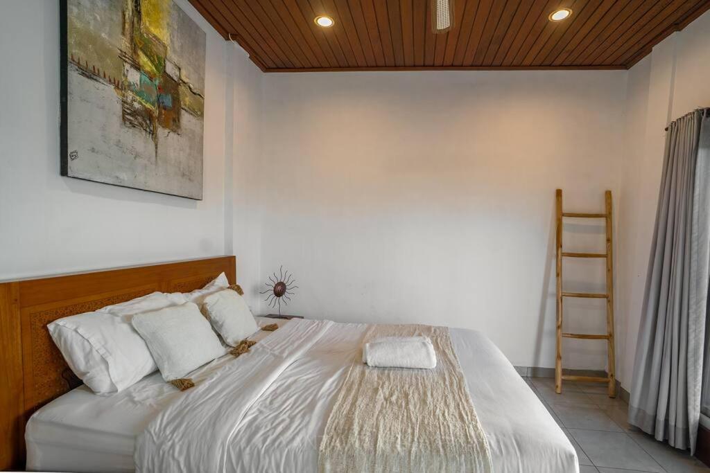 Villa Beautiful 3 Bedroom Jungle View *