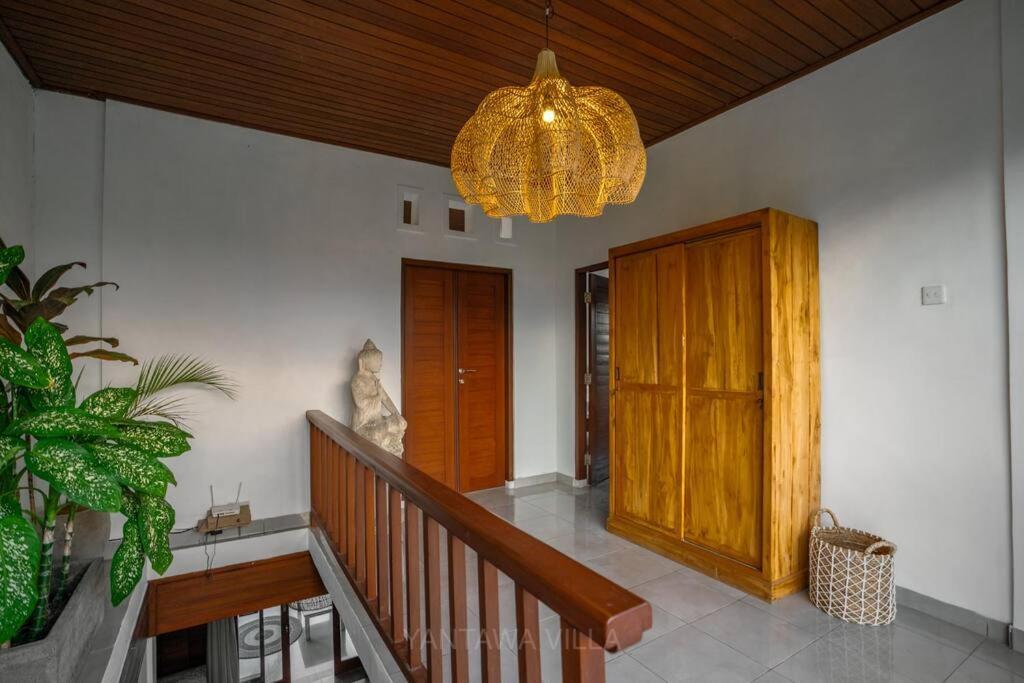 Villa Beautiful 3 Bedroom Jungle View Ubud (Bali)