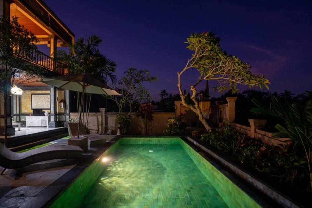 Villa Beautiful 3 Bedroom Jungle View