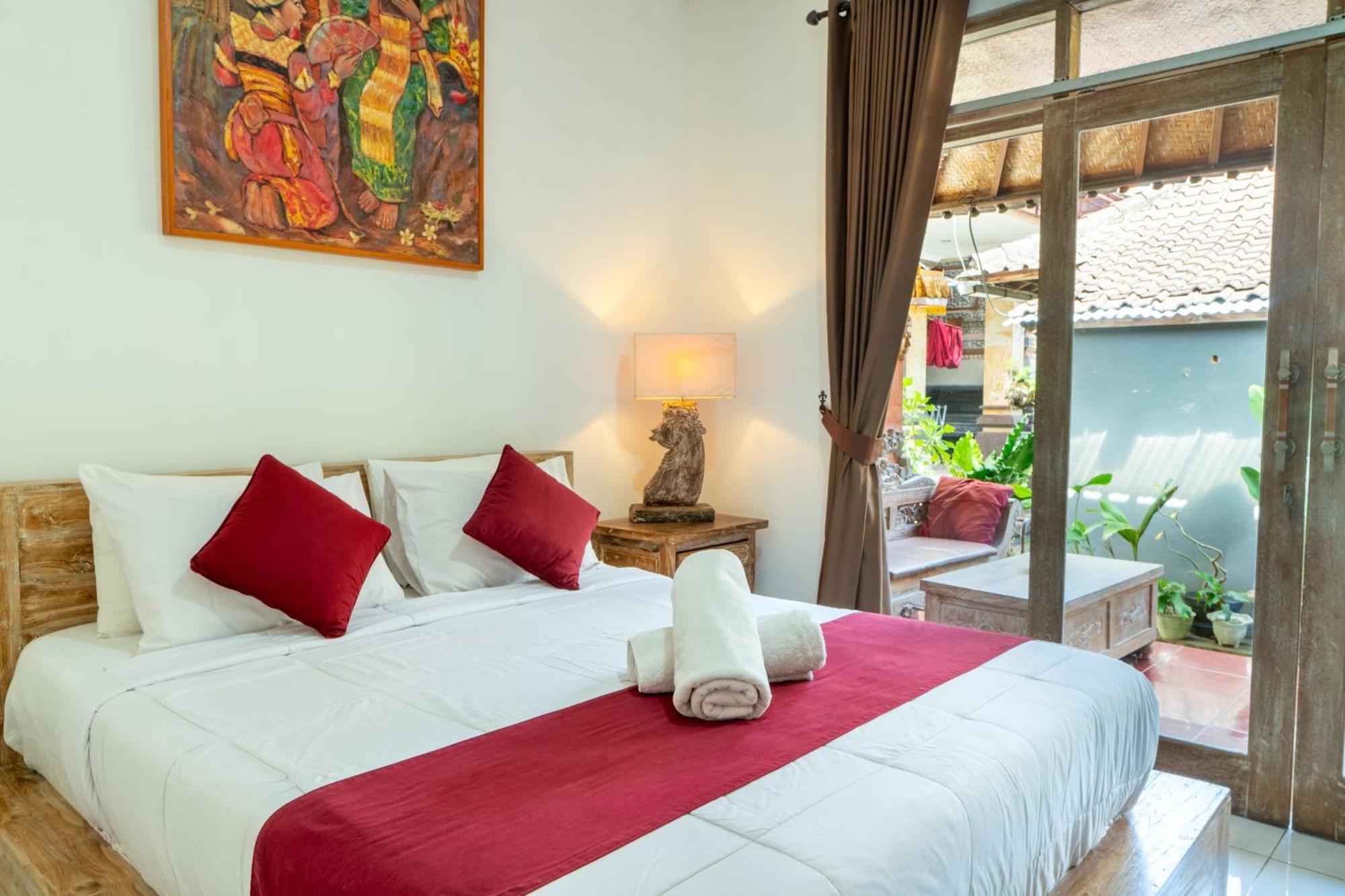 Purnama House Guest house