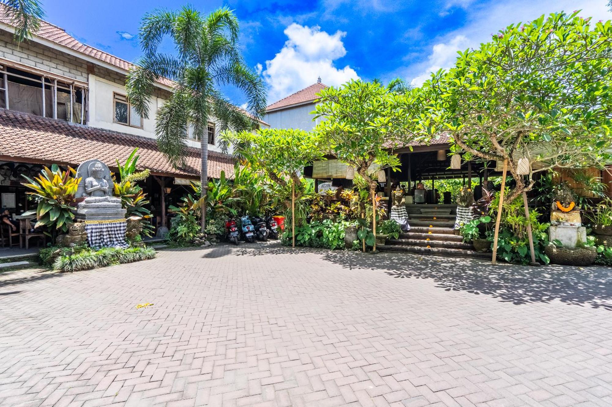 Hotel Meruhdani Boutique Hotel Ubud 3*
